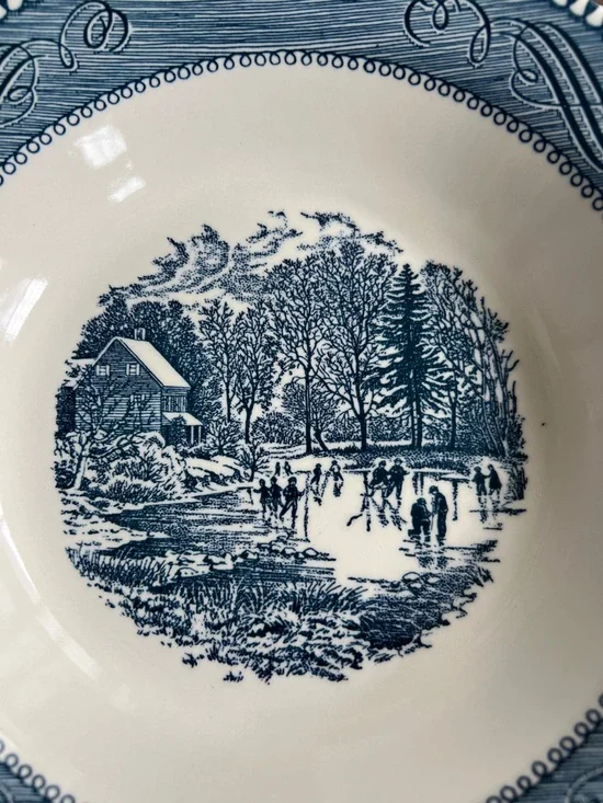 Vintage Currier & Ives "Early Winter" Rimmed Soup Bowls - Picture 3 of 4